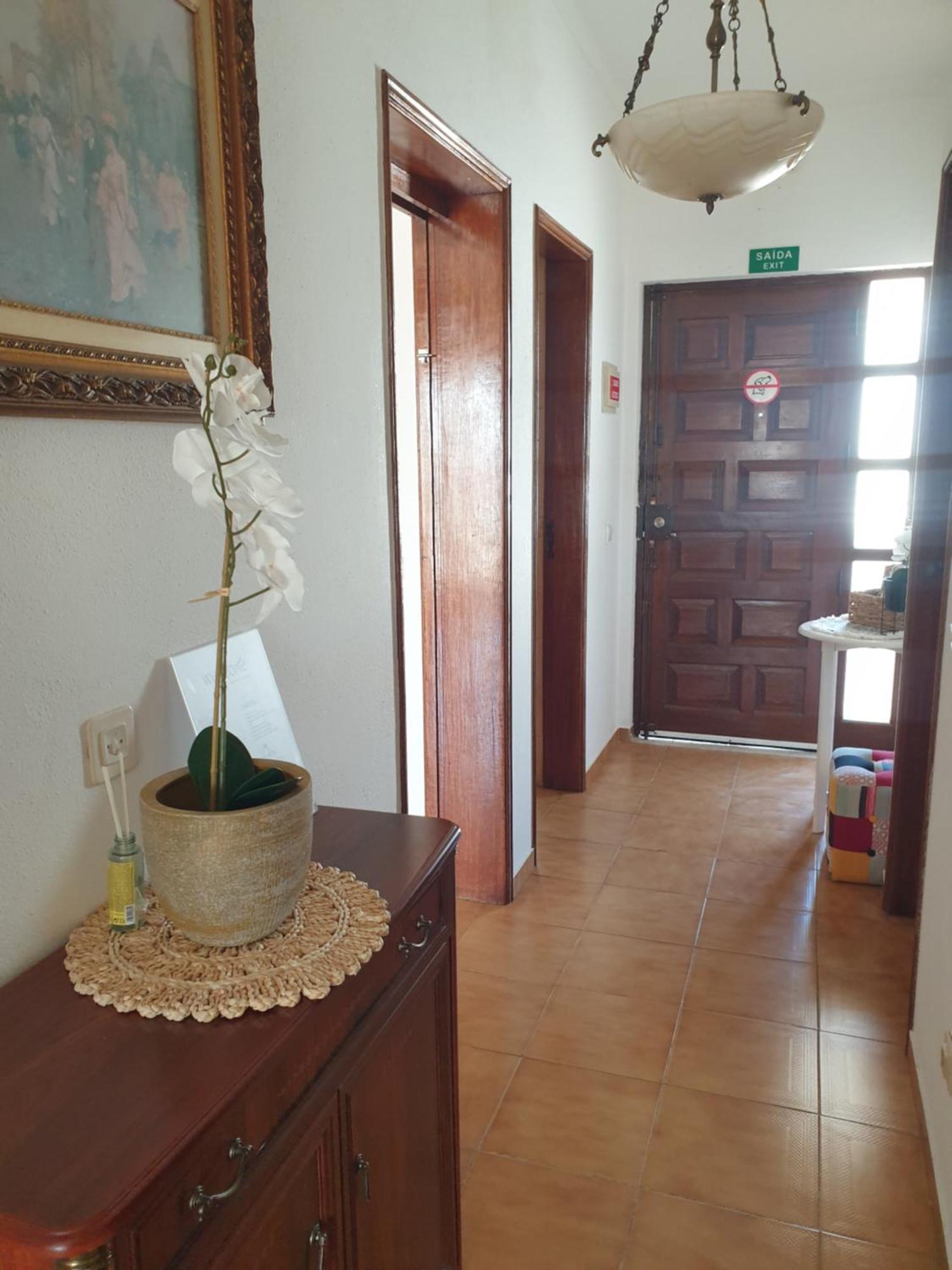 Apartment On The Strip Albufeira Exterior photo