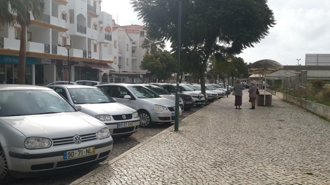 Apartment On The Strip Albufeira Exterior photo